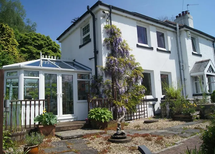 Arfryn House Bed And Breakfast