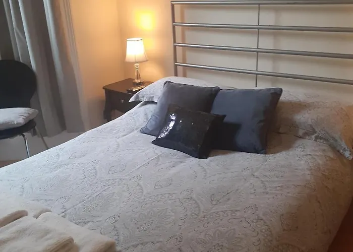 2 Bodwen Villas