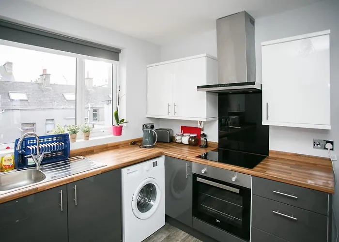 Apt3, No 2 Antrim Gardens, Portrush With Seaview, United Kingdom