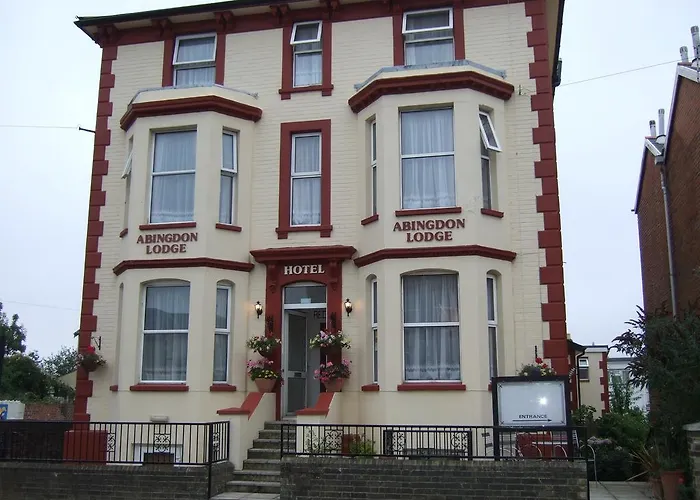 Abingdon Guest Lodge