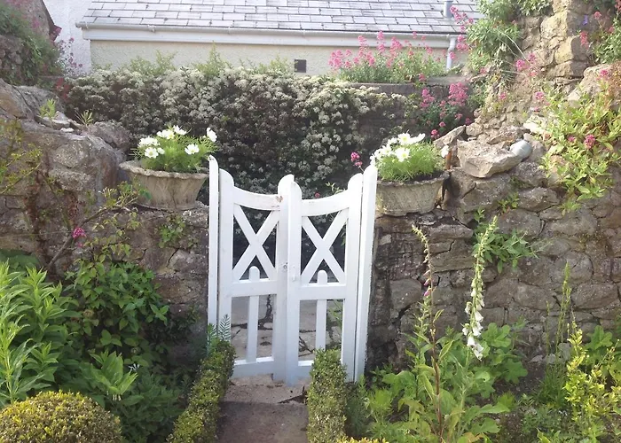 Newton Cottage