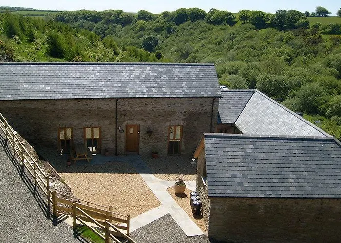 Ettiford Farm Cottages