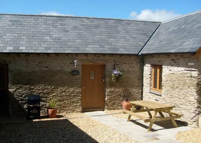 Ettiford Farm Cottages