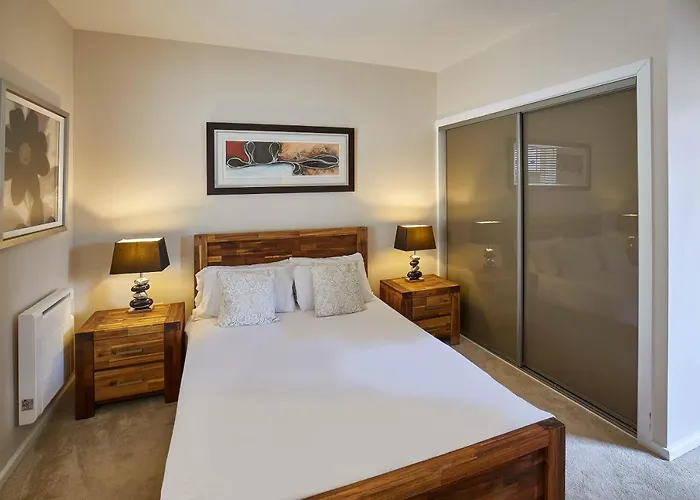 Host & Stay - Harbour View Apartment