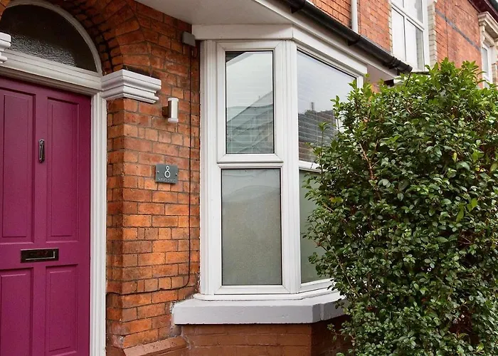 8 Samuel Street