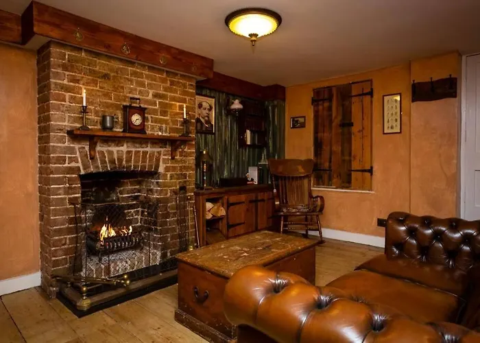 Fagin'S Den In - Exclusive Unmissable Deals! Book Now Before It'S Too Late!