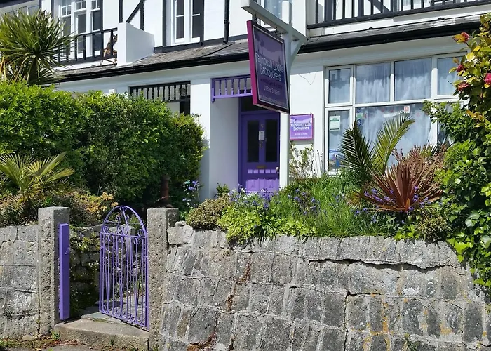 Falmouth Lodge
