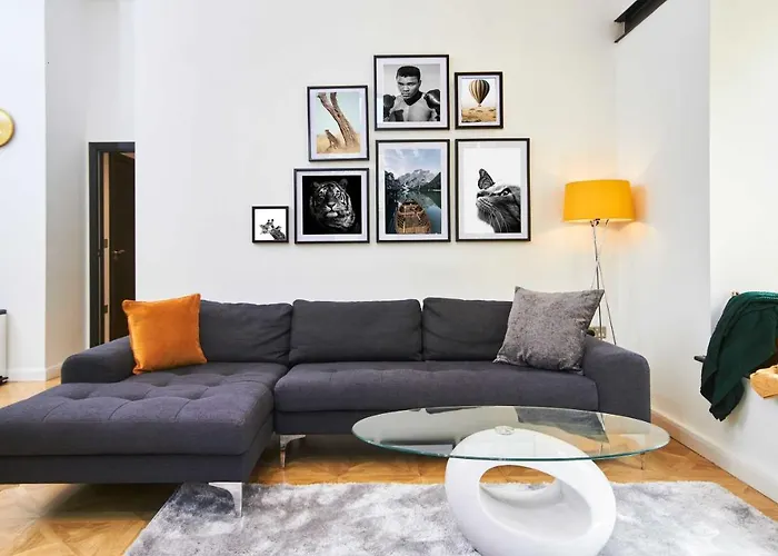 2Bed Nyc Style Apartment In Central Leeds
