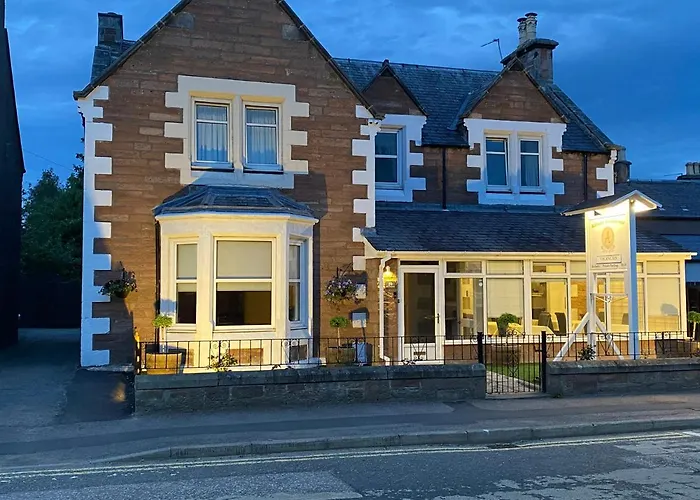 Adrian'S Guest House