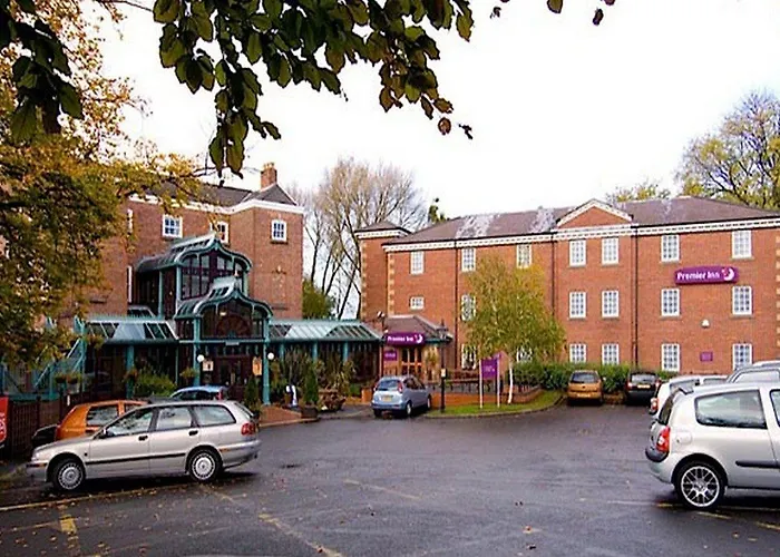 Premier Inn Stockport Central