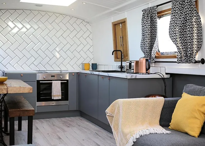 The Liverpool Boat
