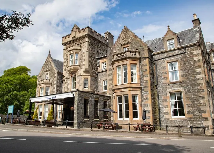 The Tarbet Hotel