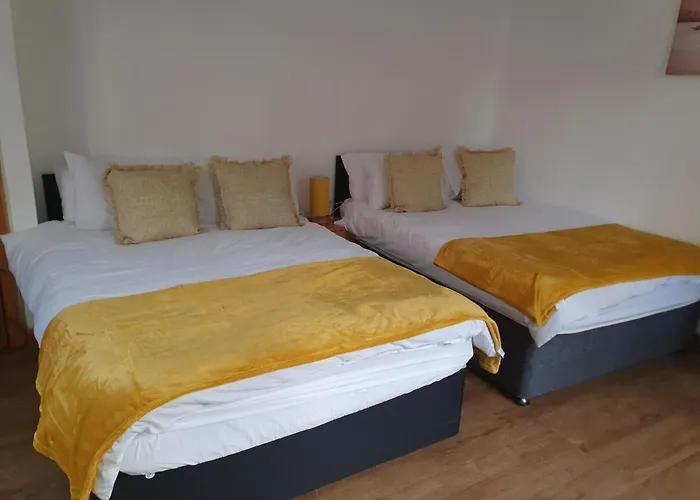No 10 Lime House Apartment Oldham, United Kingdom
