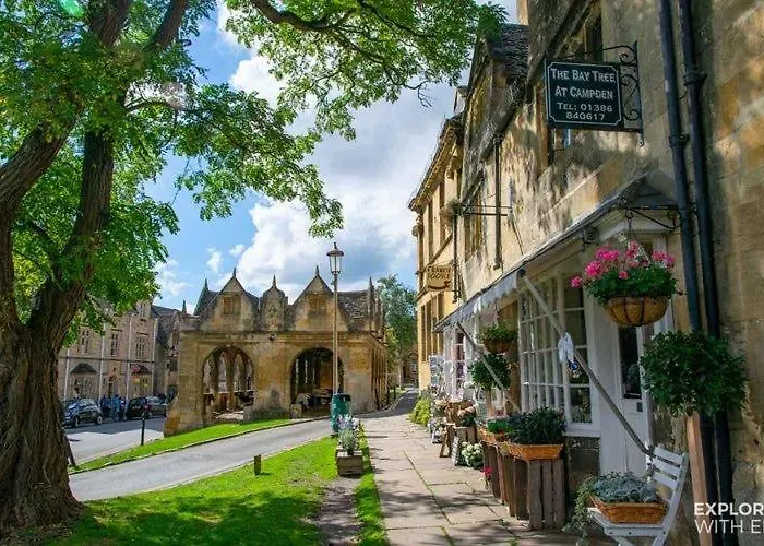 Cotswold Chic Retreats "Jacinabox" Central Chipping Campden-Parking-Garden, United Kingdom