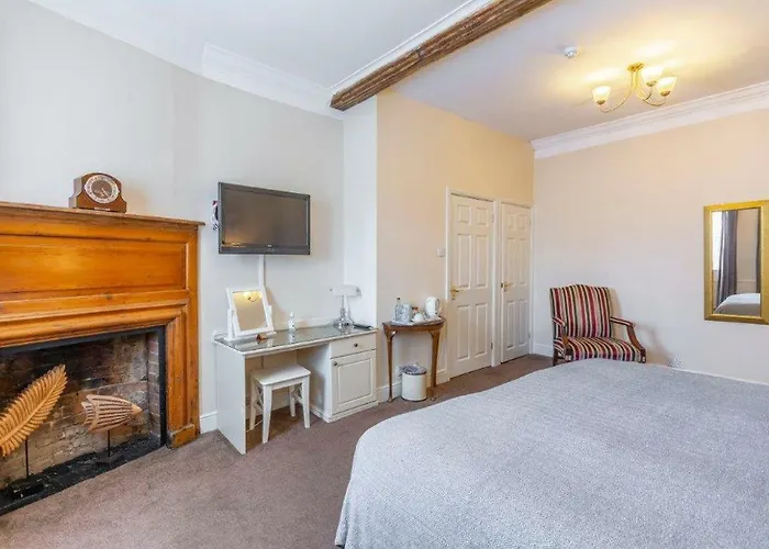 Weymouth Arms Guest House