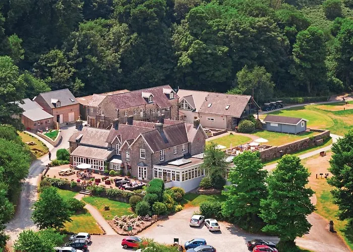 Trefloyne Manor