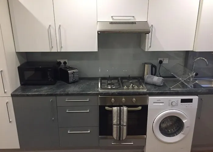 Showcase Apartments - Kimberley House
