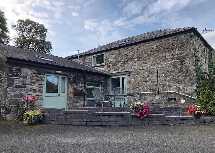 Hafan Cottage At Bryn Llys
