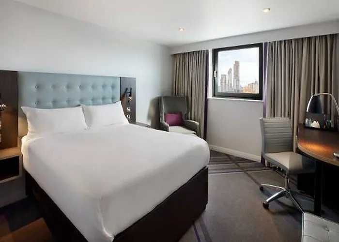 Premier Inn Witney