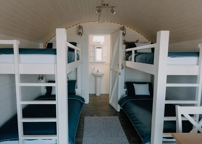 Strathy Bay Pods