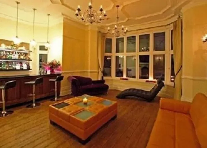 Space Boutique B&B - With Free Private Car Park