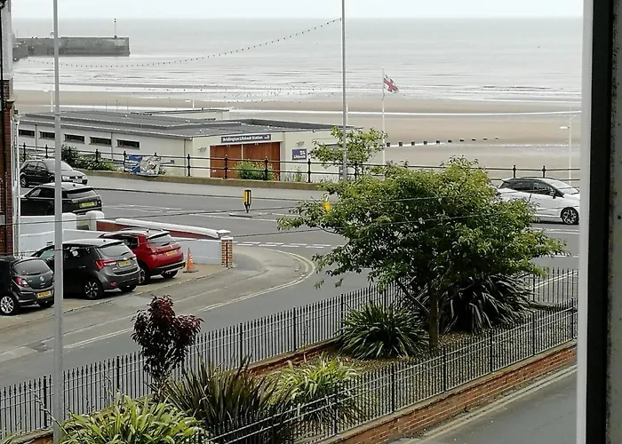 Ashton Holiday Flats Seaviews Bridlington, United Kingdom
