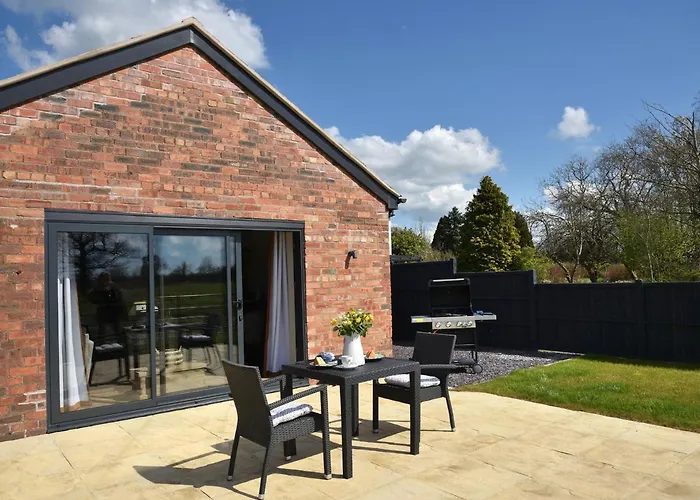 The Tyre Barn Villa Whitchurch , United Kingdom