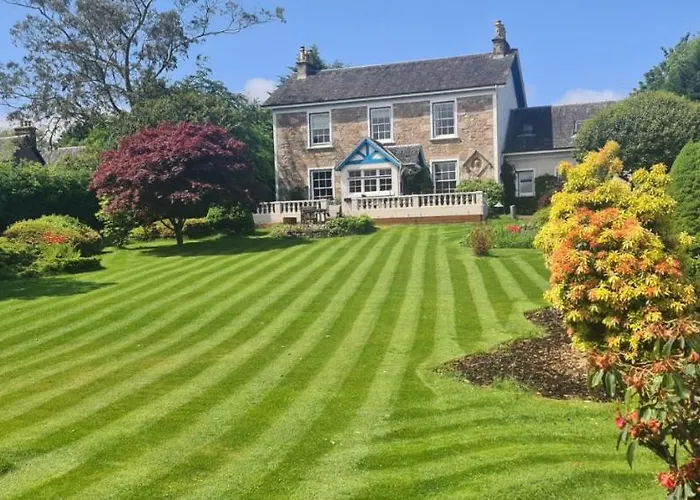 Creag Dhubh Country House