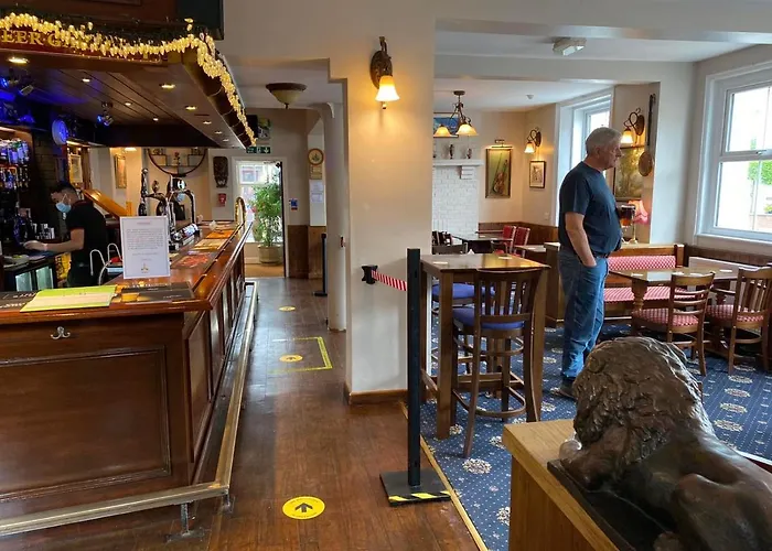 Lion And Fiddle Hotel Trowbridge, United Kingdom
