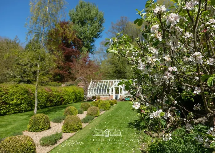 Cliff House Holiday Cottages Ebberston, United Kingdom