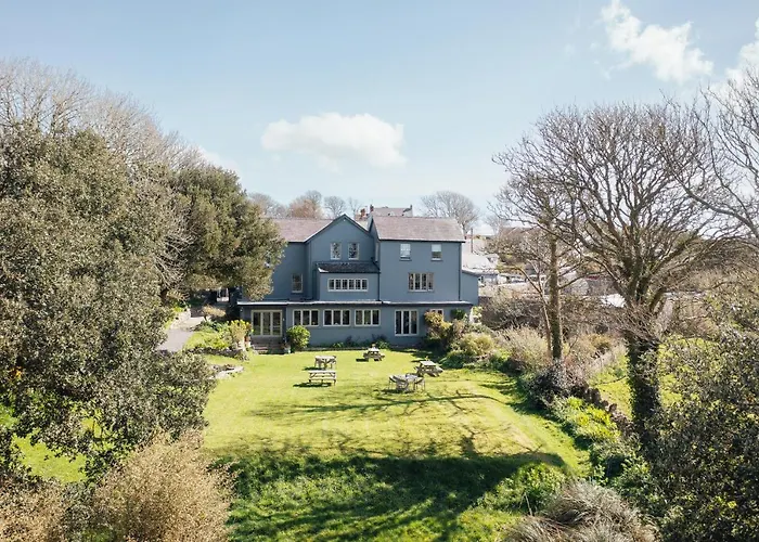 Castlemead Country House By The Sea