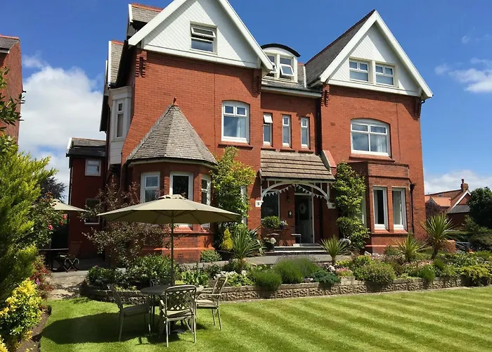 Old School House - By Central Beach Leisure