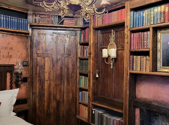 Hocus Pocus Tiny Hotel York, United Kingdom