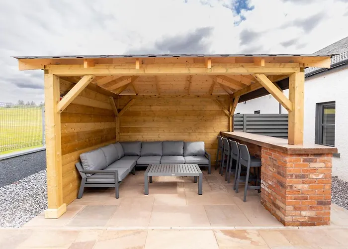 Westertonhill Holiday Lodges - Private Hot Tub Hire Available Balloch, United Kingdom