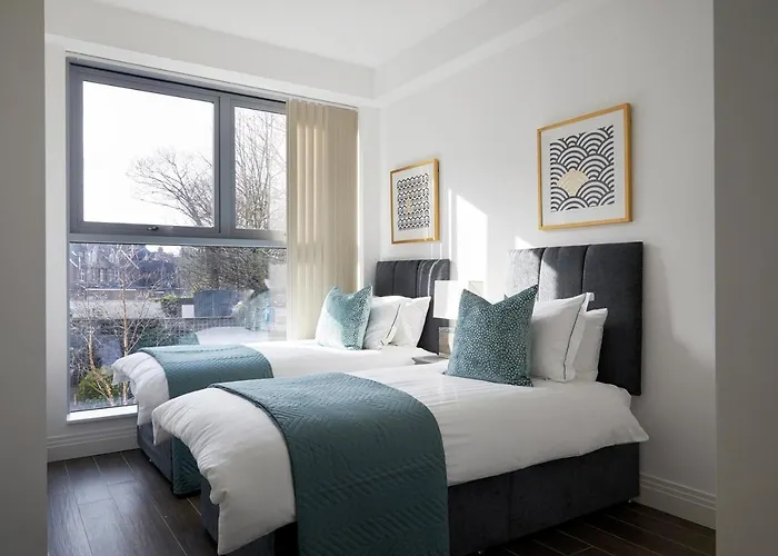 Aisiki Living: Flexible Apartments with Free Wi-Fi and Parking