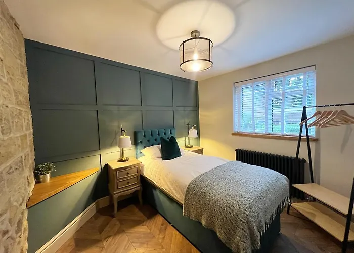 Mulberry House - Morpeth Town Centre - Hot Tub Villa, Великобритания