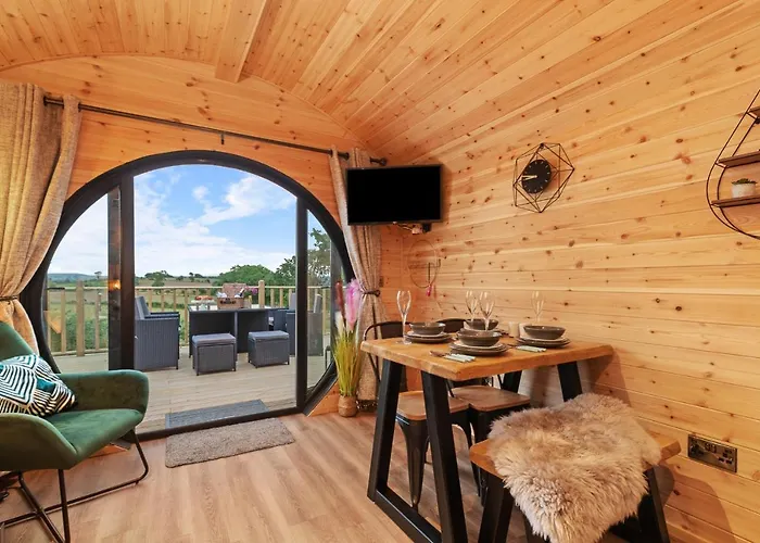 Blaenplwyf Shire Pods