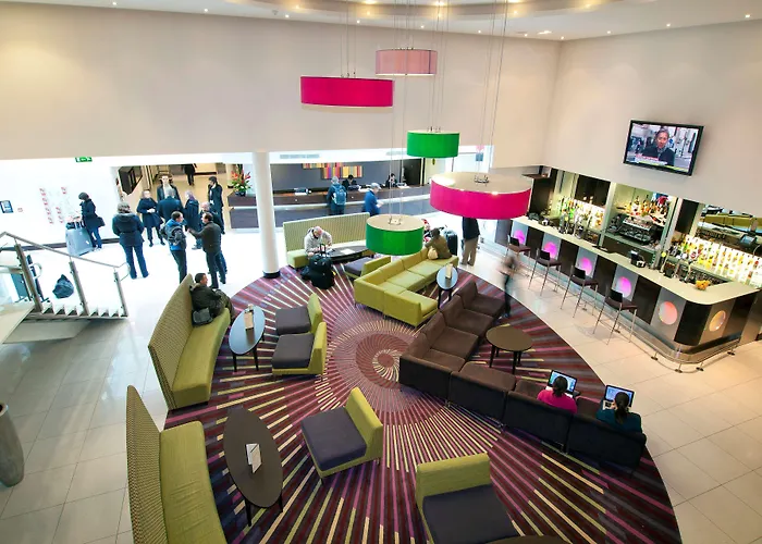 Doubletree By Hilton London Heathrow Airport Hotel Hounslow, Reino Unido