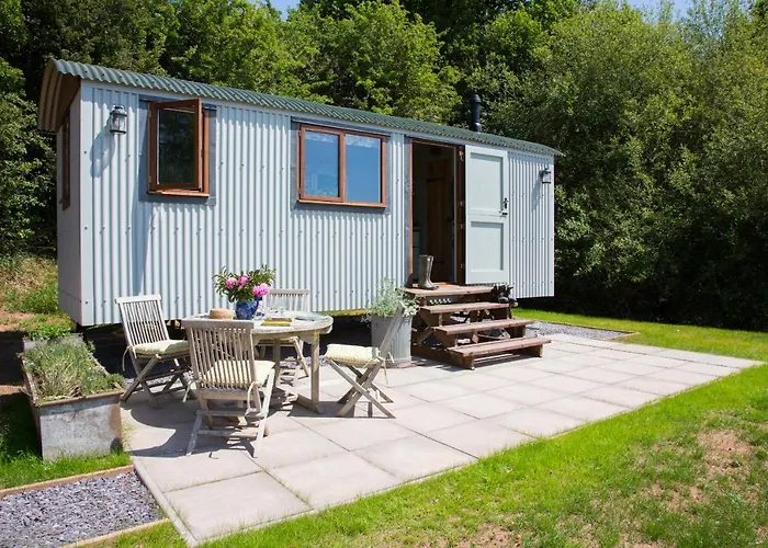 Little Idyll Shepherds Hut Chester, United Kingdom