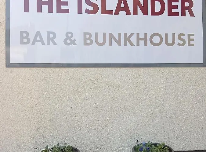 The Islander Bunkhouse