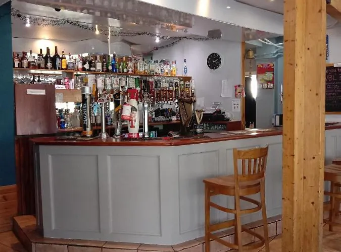 The Islander Bunkhouse