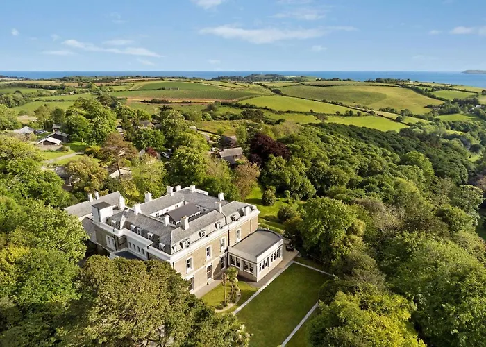 Trenython Manor
