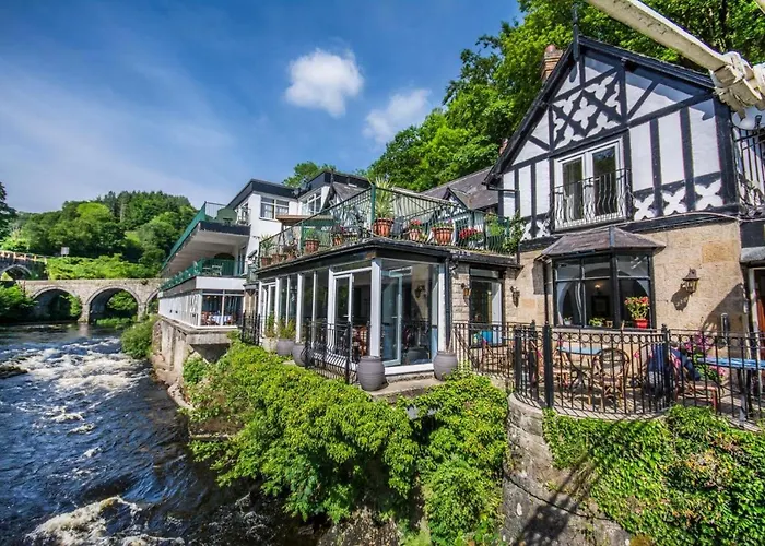 The Chainbridge Hotel