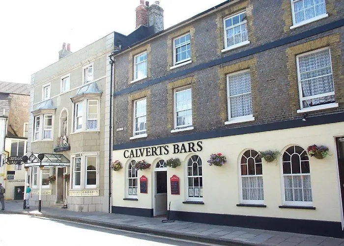 Calverts Hotel - Newport, Isle Of Wight - Ferry Ticket From 89 Pounds For A Car & Passengers Return, United Kingdom