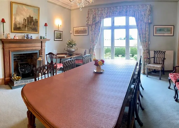 Golborne Manor Bed And Breakfast Chester, United Kingdom