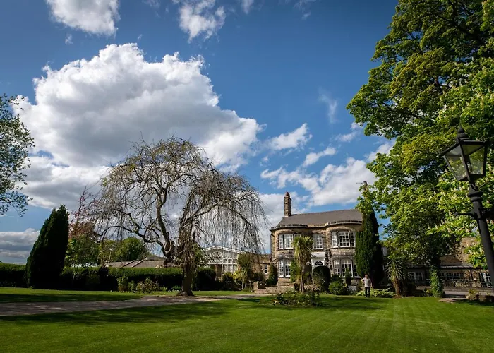 Kings Croft Hotel