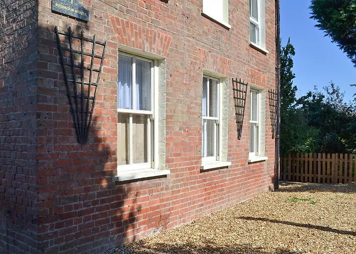 Redmoor House