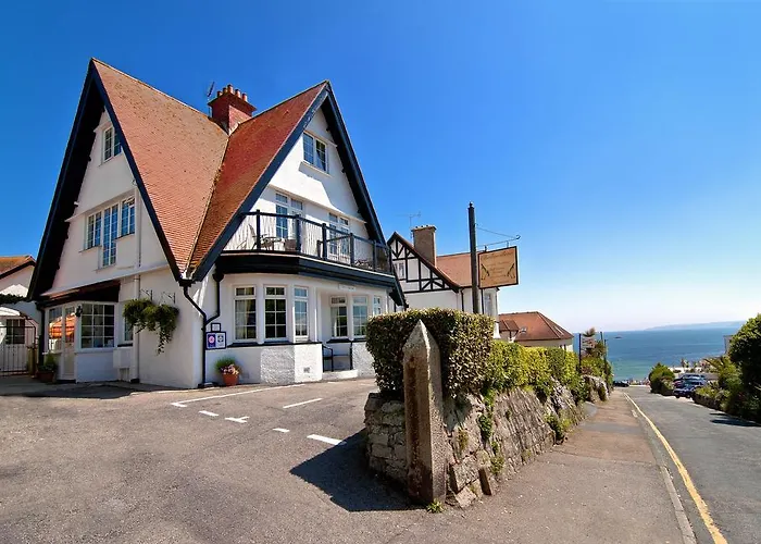 Chellowdene Guest House