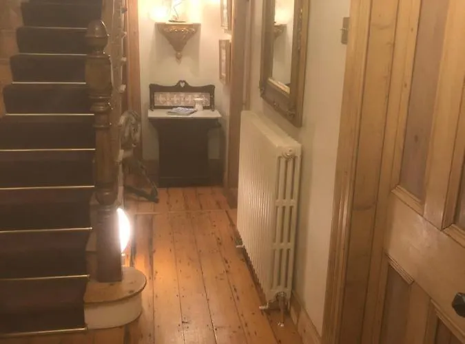 Victorian Elegance In Belfast Apartment, United Kingdom