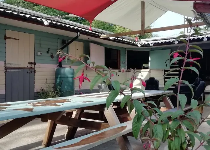 Eden'S Yard Backpackers
